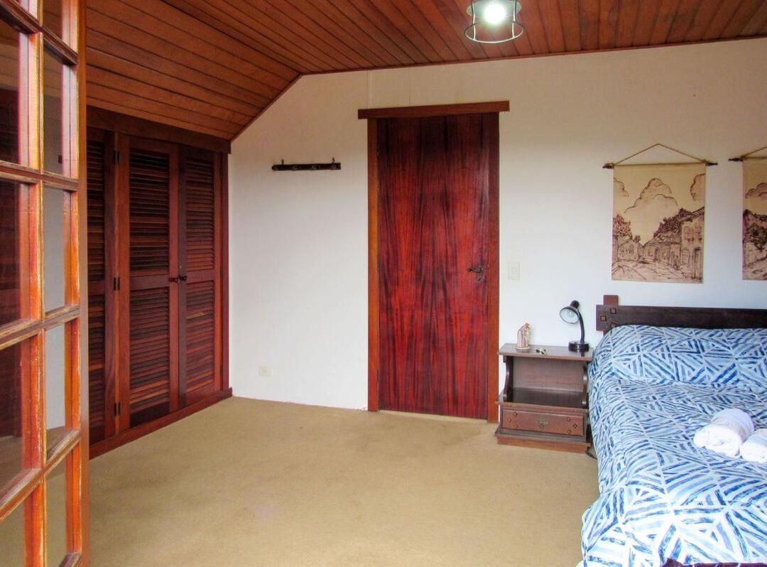 Chale Com Lareira E Wi-Fi Em Campos Do Jordao - Sp Villa Dış mekan fotoğraf